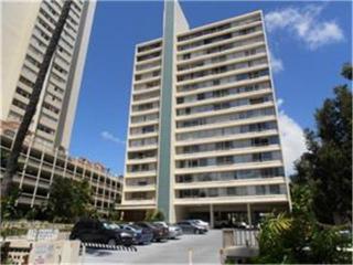 435 Seaside Ave, Honolulu HI  96815-2639 exterior