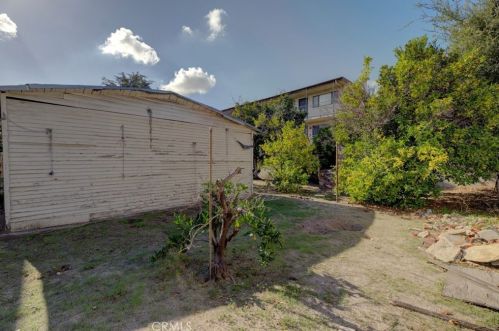 811 Maple St, Glendale CA  91205-1826 exterior