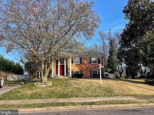 14209 Essex Dr, Woodbridge, VA 22191-2520