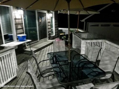 1607 3rd Ave, Tinton Falls NJ 07712-5721 exterior