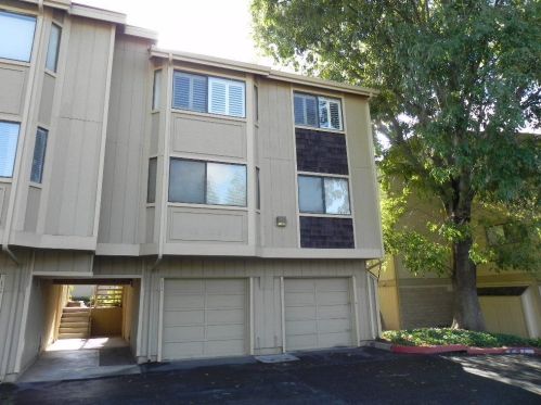 2254 Brega Ln, Morgan Hill, CA 95037-3860