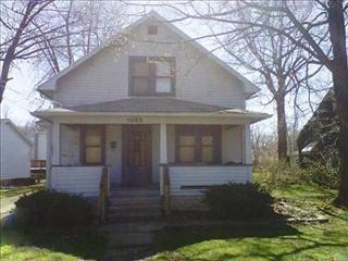1055 Saint Clair St, Concord Township OH  44077-4212 exterior