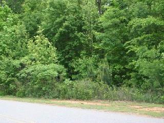 438 Prime Dr, Commerce, GA 30530-8225