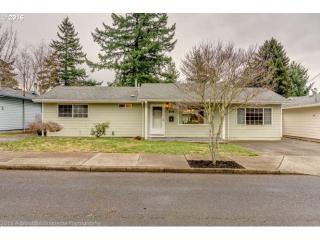 8146 75 Pl, Portland OR  97206-8630 exterior