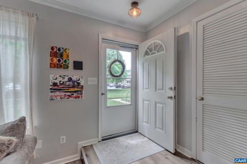 1474 Minor Ridge Ct, Charlottesville VA  22901-1630 exterior