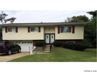 8615 New Bunkum Rd, Fairview Heights, IL 62232
