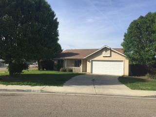 342 Dove Ave, Visalia, CA 93291-2097