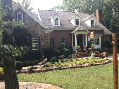245 Woodsedge Dr, Eads, TN 38028-3743