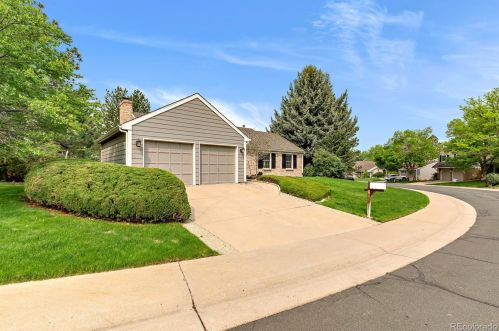 7161 Olive Way, Englewood, CO 80112-1620