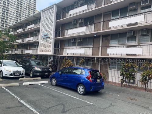 1863 Kaioo Dr, Honolulu HI exterior