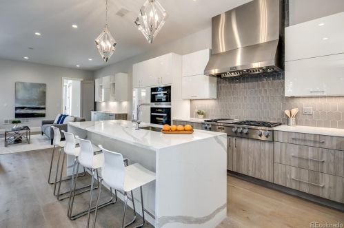 332 Monroe St, Denver, CO 80206-4445