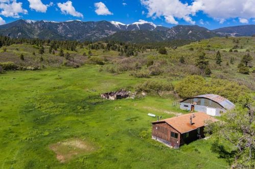 8336 Old San Isabel Rd, Greenwood CO 81069-8605 exterior