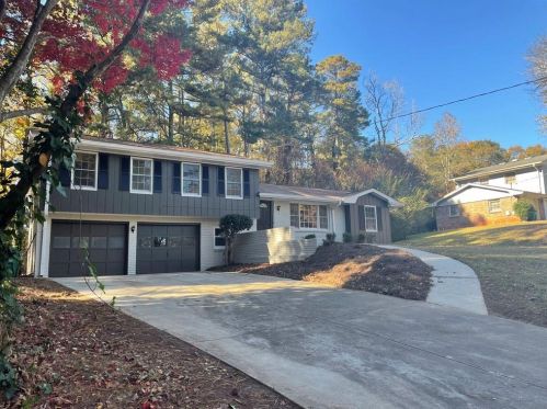 609 Candlewood Dr, Stone Mountain, GA 30088-1603