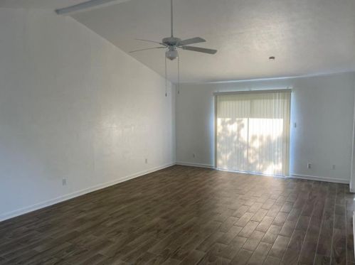 6814 Tara Dr, Richmond TX  77469-5834 exterior