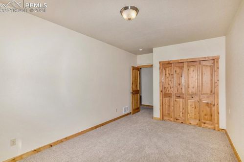 130 Elk Grove Ln, Woodland Park CO 80863-9158 exterior