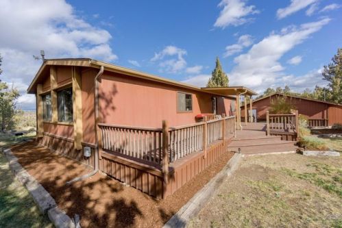 9909 Oak Ave, Eagle Crest, OR 97756-9218