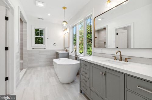 9111 Sligo Crk Pkwy, Silver Spring MD 20901-3361 exterior