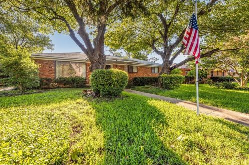 5240 Dazzle Dr, Dallas, TX 75232-1916