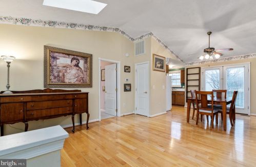 8007 Sandalwood Ln, Fredericksburg, VA 22407-7316