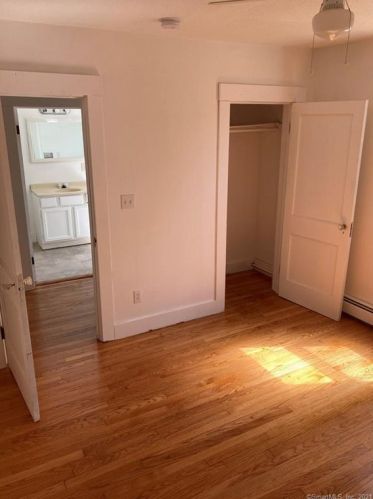 4 Pleasant St, Killingly CT  06241-1605 exterior