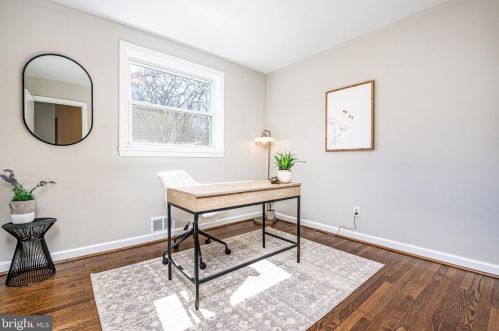 405 Pershing Dr, Silver Spring MD 20910-4341 exterior