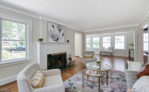 19 Rutgers St, Maplewood, NJ 07040-2803