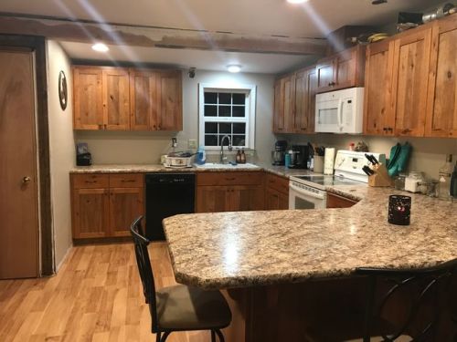 414 Hill St, Sheridan, OR 97378-1338