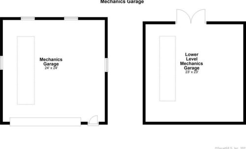 54 Monroe St, Huntington CT  06484-6032 exterior