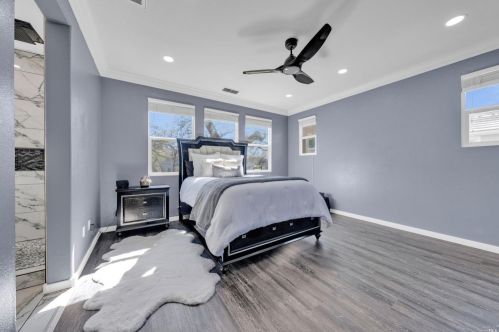 413 Comstock Way, Vacaville CA  95688-3128 exterior