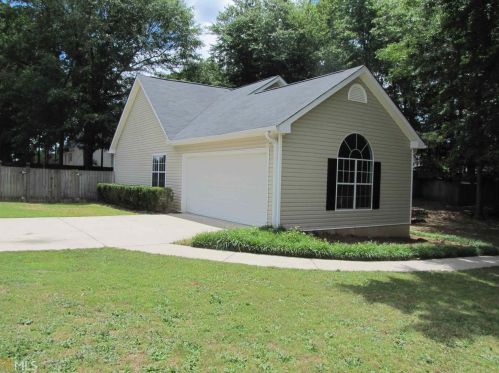 1861 High Green Dr, Statham, GA 30666-1671