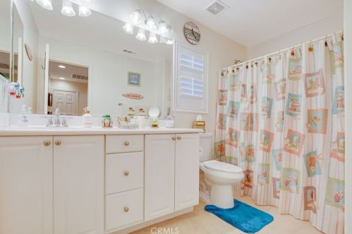 7948 Shadow Trails Ln, Riverside CA  92509-7007 exterior