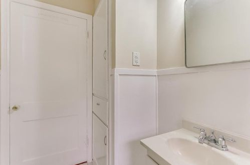 5912 Locke Ave, Fort Worth TX  76107-5514 exterior