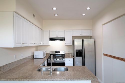 12344 Creekview Dr, San Diego, CA 92128-5100