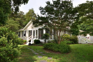 33 Reynolds Lndg, Irvington, VA 22480-2506
