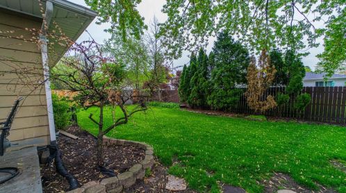 9601 Dogwood Dr, Hammond IN 46321-3709 exterior