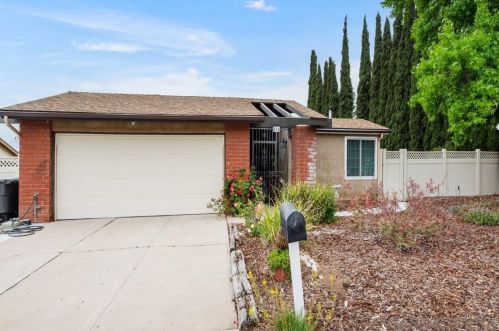 894 Coldstream Dr, El Cajon, CA 92020-7756