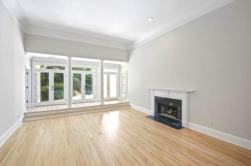 110 Hemmingwood Way, Atlanta GA  30350-4331 exterior