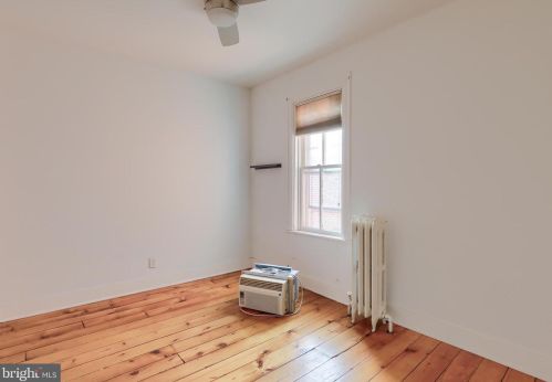 326 Mary St, Lancaster PA  17603-3331 exterior