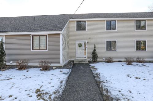 71 Old Nashua Rd, Londonderry, NH 03053-3612