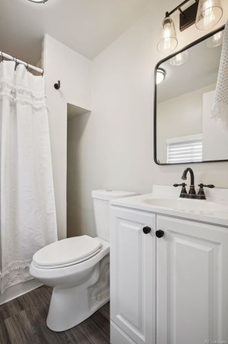 1597 Pierson St, Denver CO  80232-6073 exterior