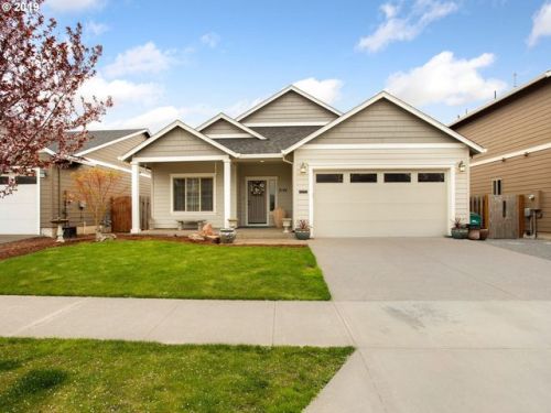 2128 Kennedy Dr, Newberg, OR 97132-2237
