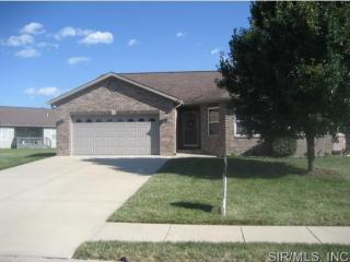 40 Brooks Dr, Fort Russell, IL 62010-2186