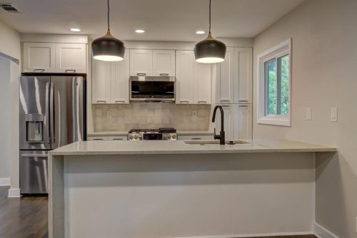 100 Angus Trl, Atlanta GA  30328-3031 exterior