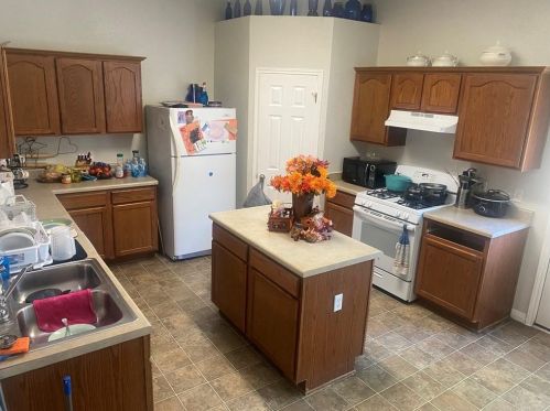 144 Evening Star, Uhland TX  78640-5522 exterior