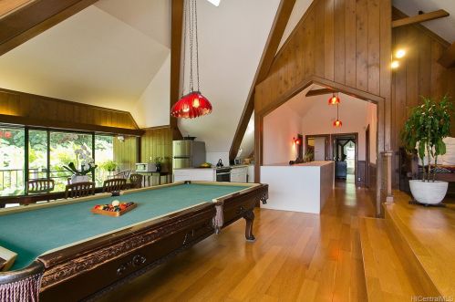 3236 Huelani Dr, Honolulu HI  96822-1233 exterior