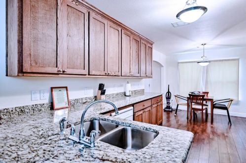 4925 Fitzhugh Ave, Fort Worth TX  76105-4354 exterior