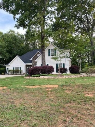 3895 Carriage Downs Ct, Lithonia, GA 30039-5271