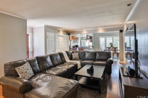 2019 Chilton Dr, Glendale CA  91201-1169 exterior