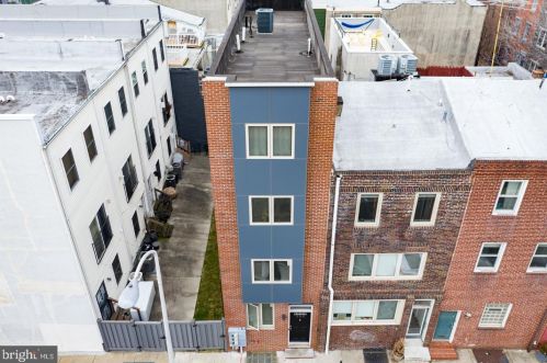 528 13 St, Philadelphia PA  19147-4533 exterior