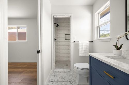 1909 Belford Dr, Austin TX  78757-8205 exterior